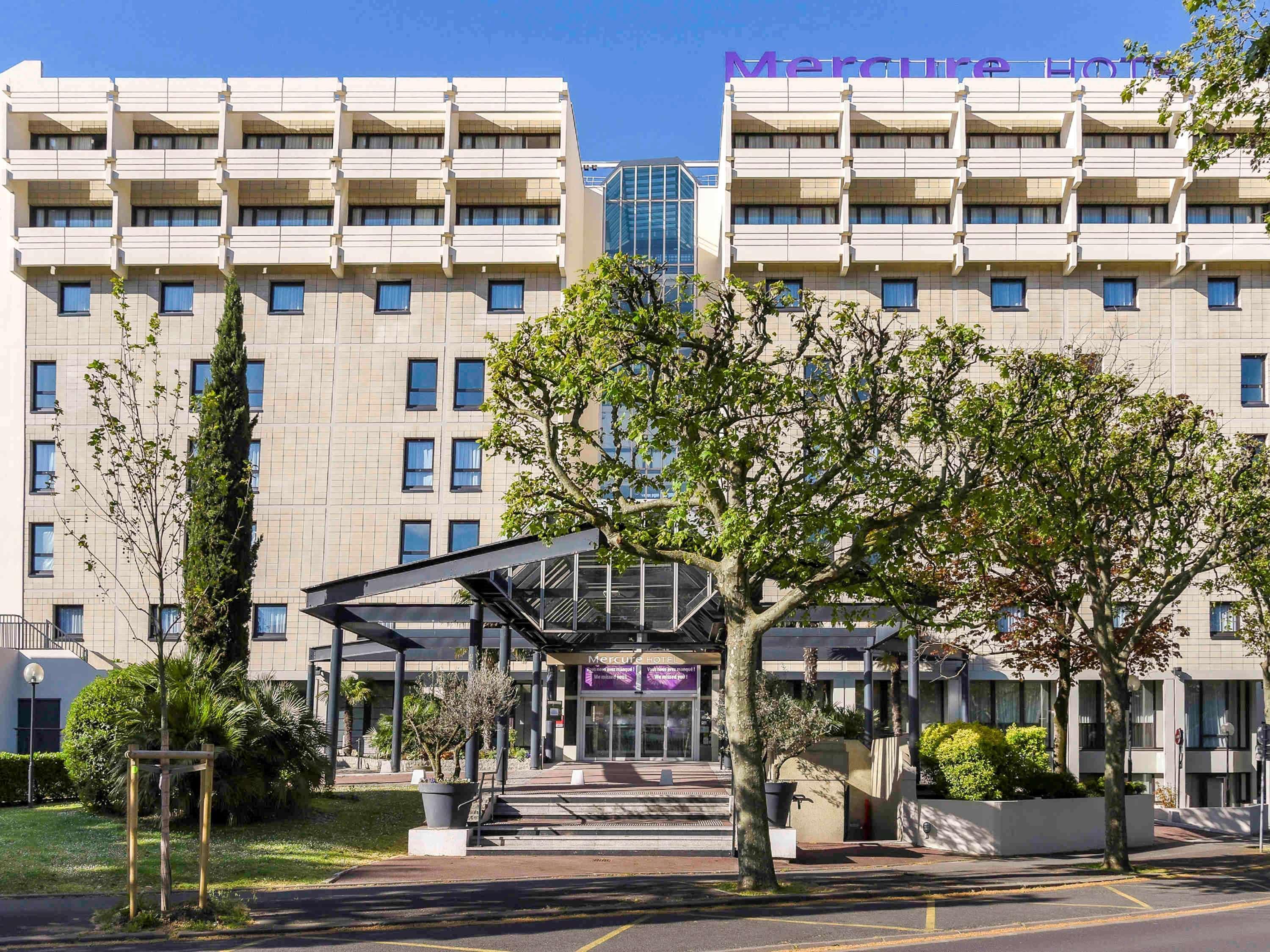 Отель Mercure Paris Porte De Versailles Expo Ванв Экстерьер фото